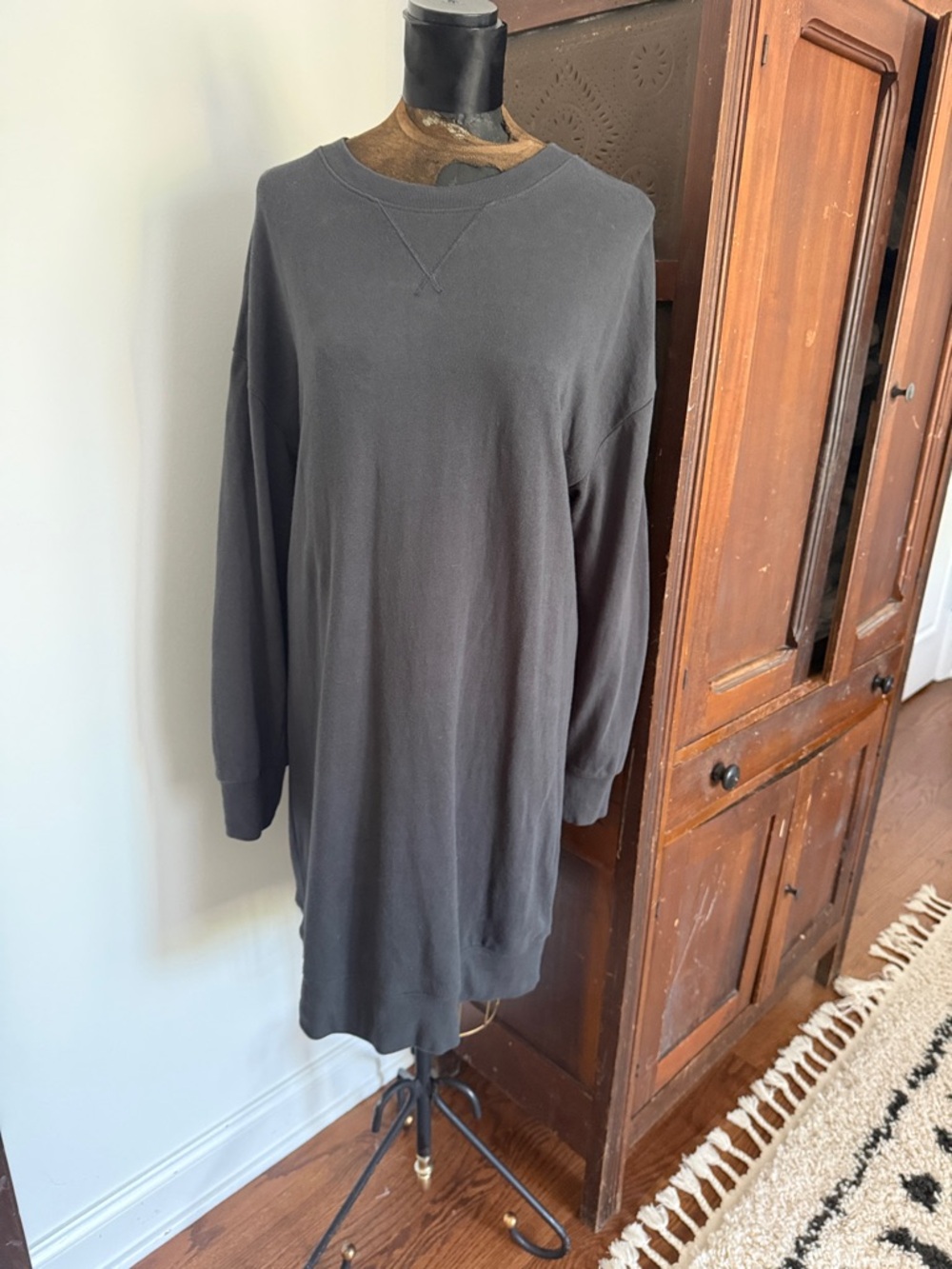 Old Navy Women's Crewneck Dress in Dark Gray